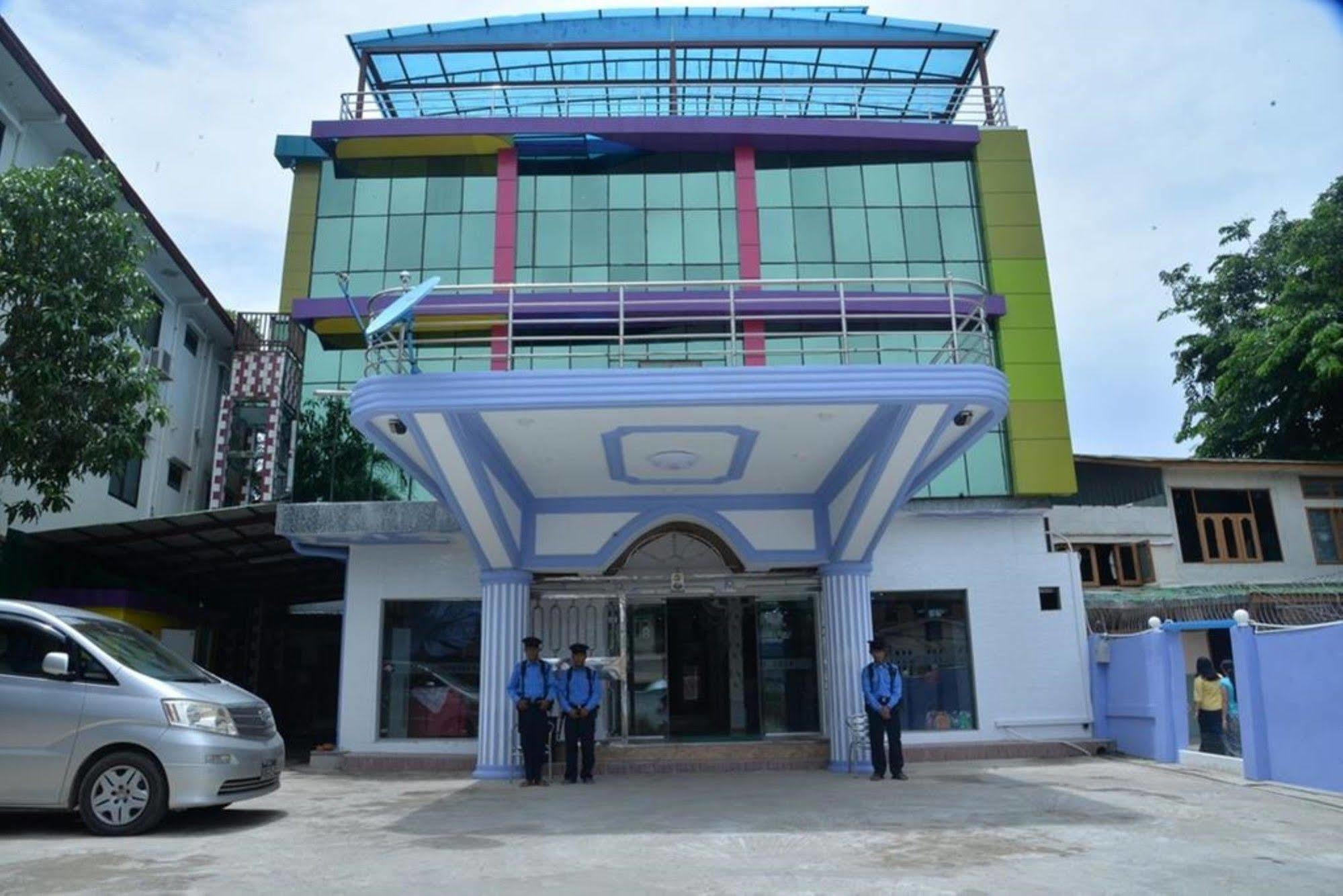 New Golden Forward Hotel Yangon Exterior foto